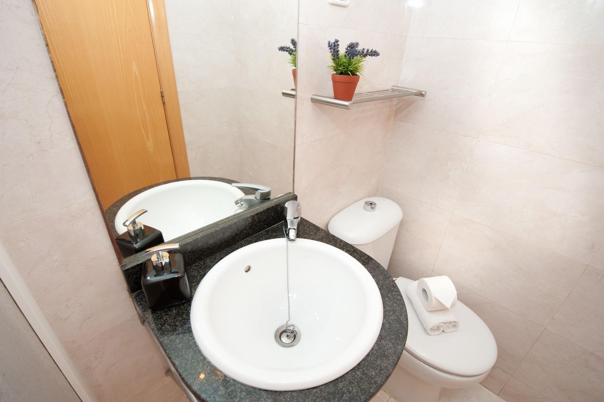 Apartments Sata Park Guell Area Барселона Екстер'єр фото