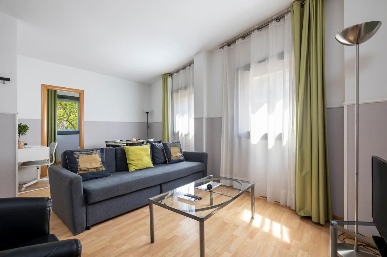 Apartments Sata Park Guell Area Барселона Екстер'єр фото