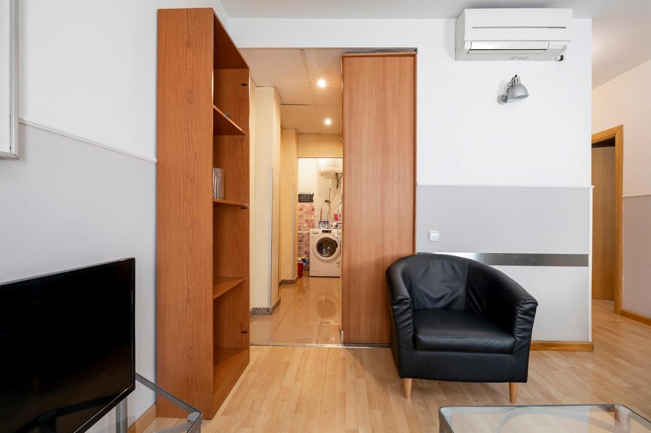 Apartments Sata Park Guell Area Барселона Екстер'єр фото