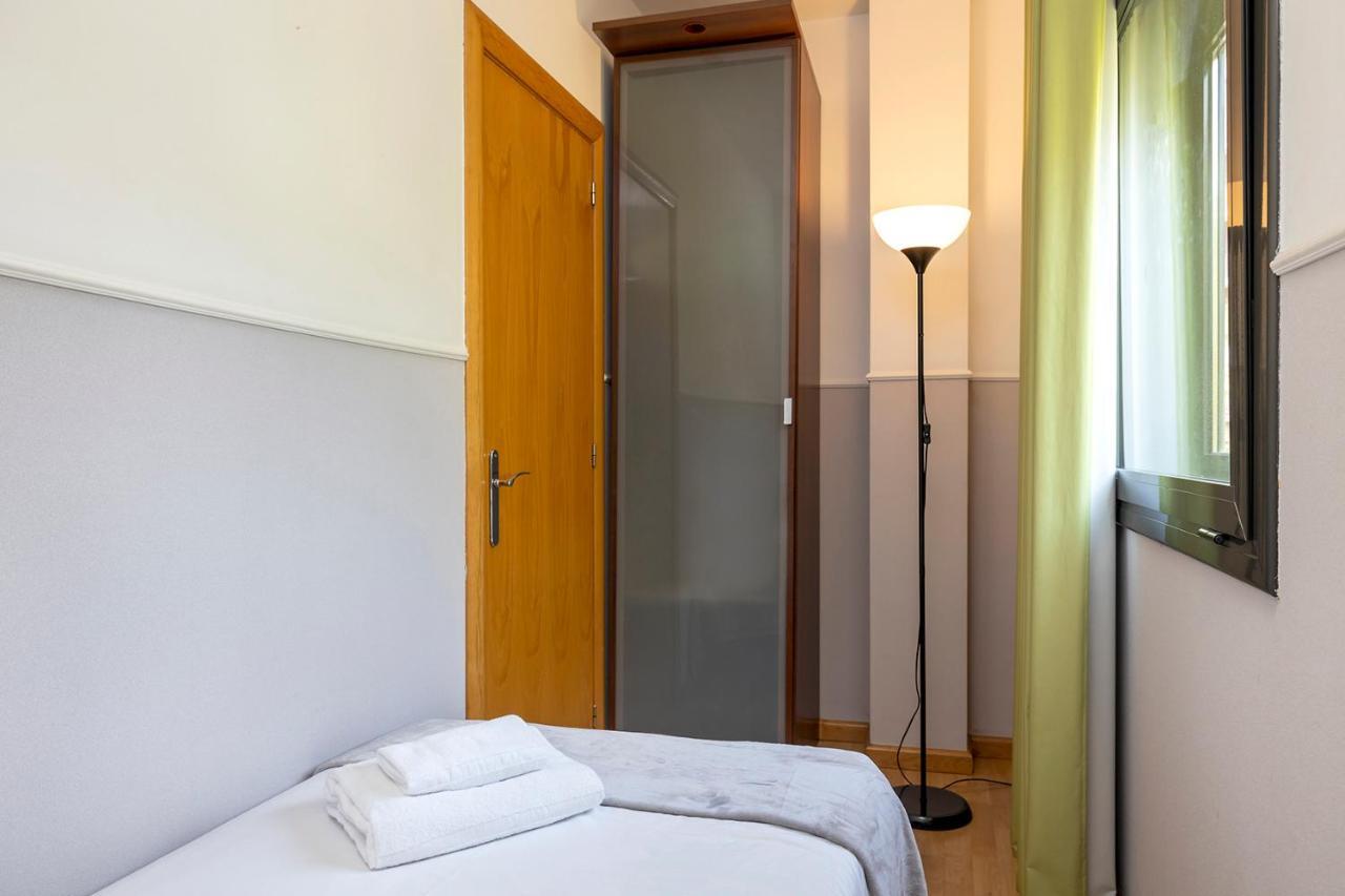 Apartments Sata Park Guell Area Барселона Екстер'єр фото