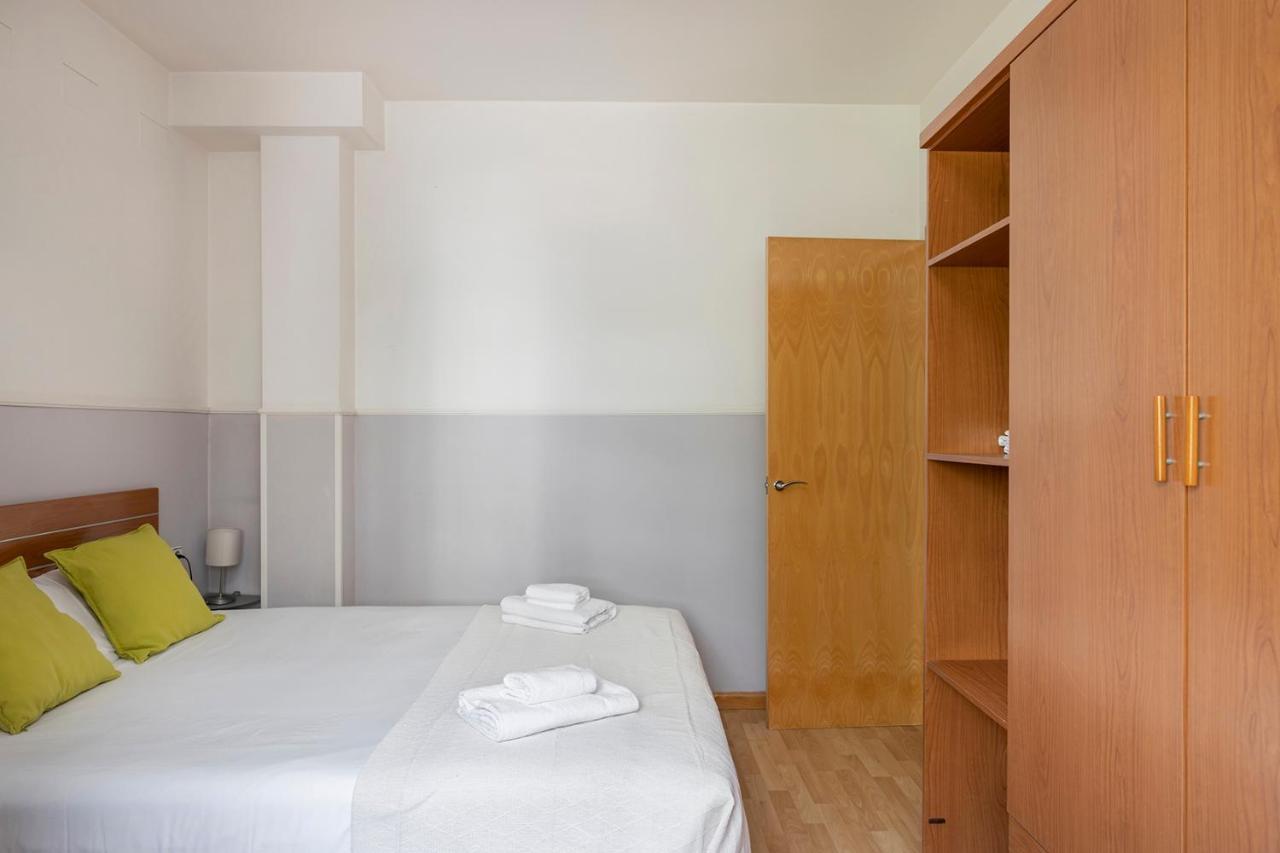 Apartments Sata Park Guell Area Барселона Екстер'єр фото