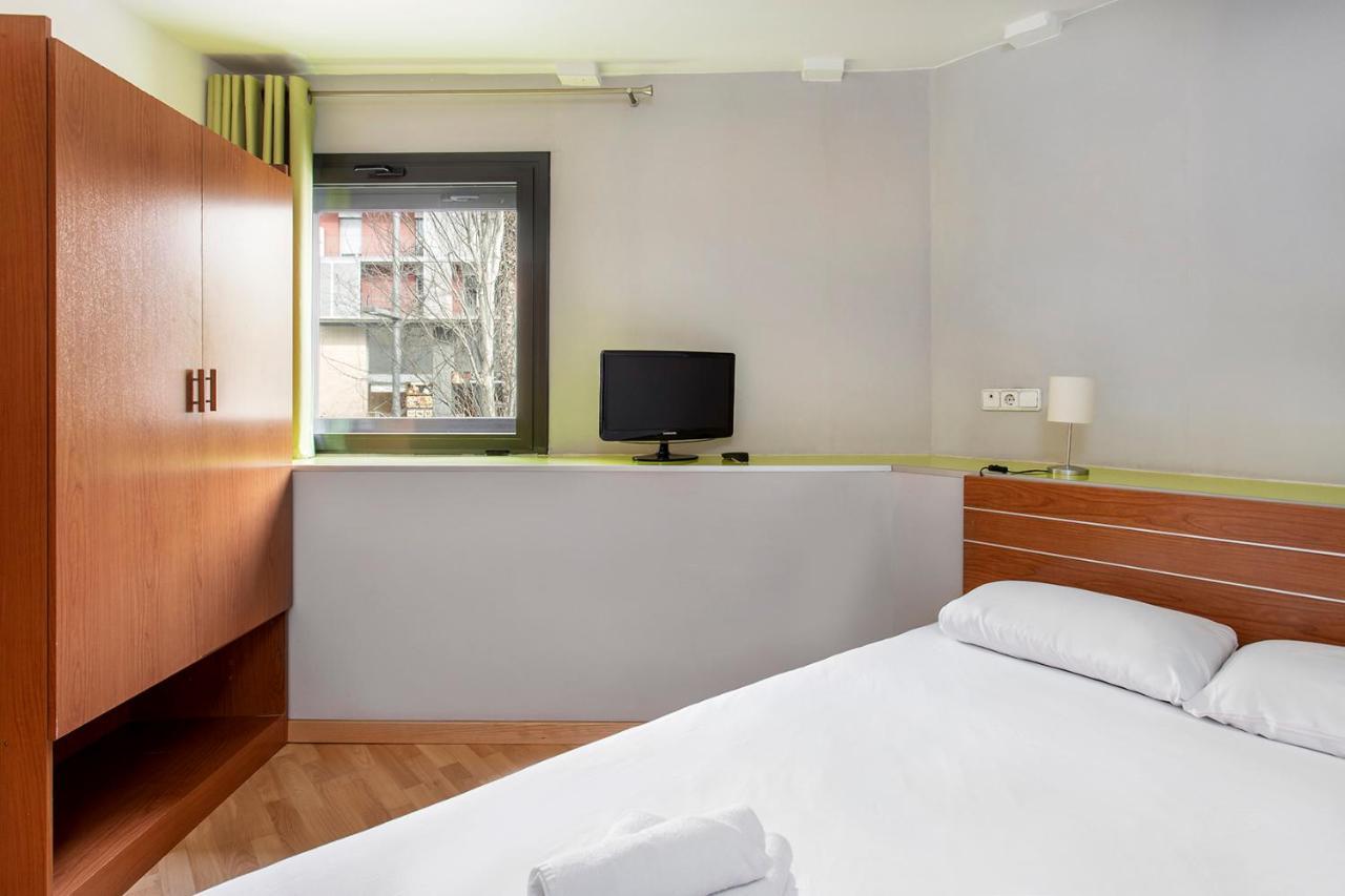 Apartments Sata Park Guell Area Барселона Екстер'єр фото