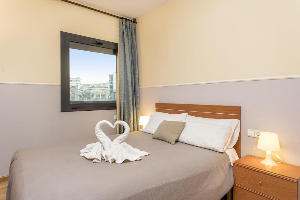 Apartments Sata Park Guell Area Барселона Екстер'єр фото