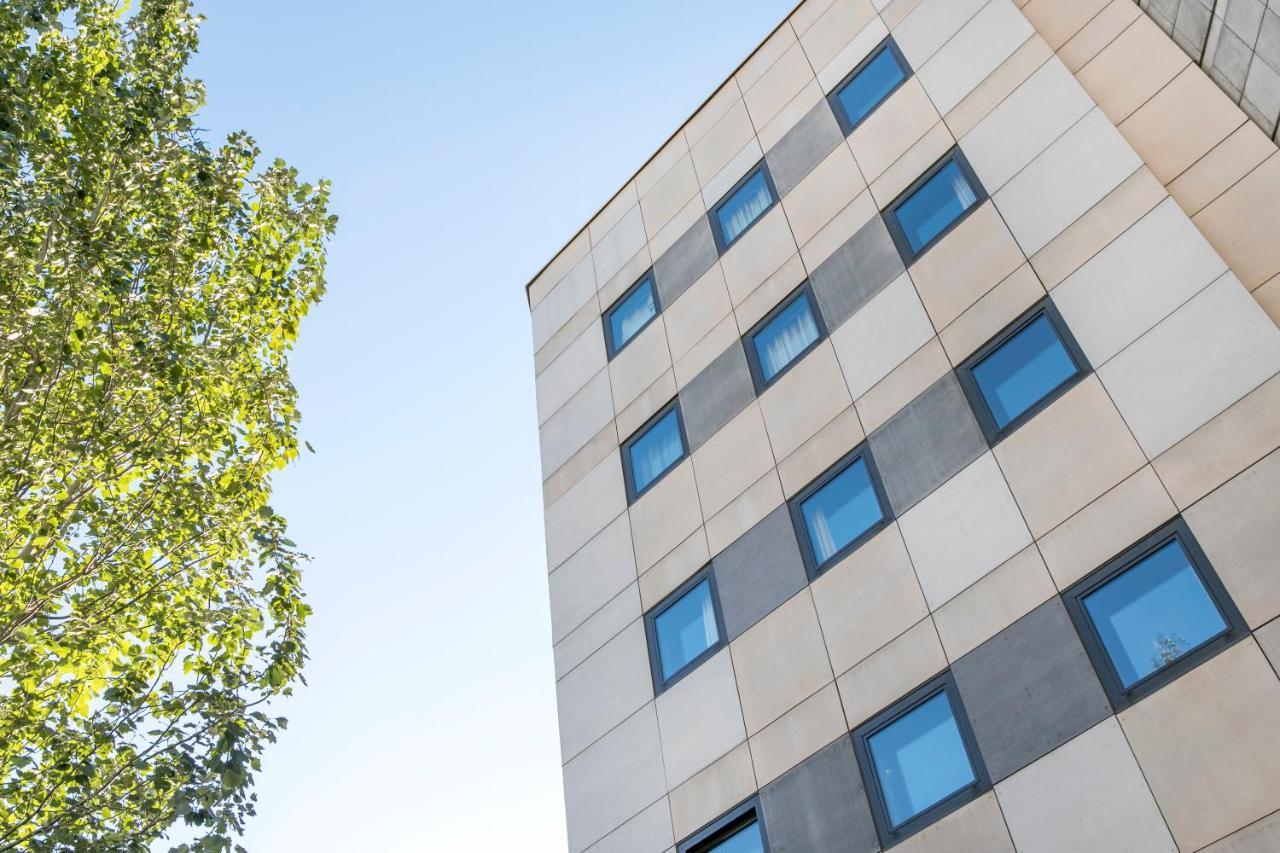 Apartments Sata Park Guell Area Барселона Екстер'єр фото